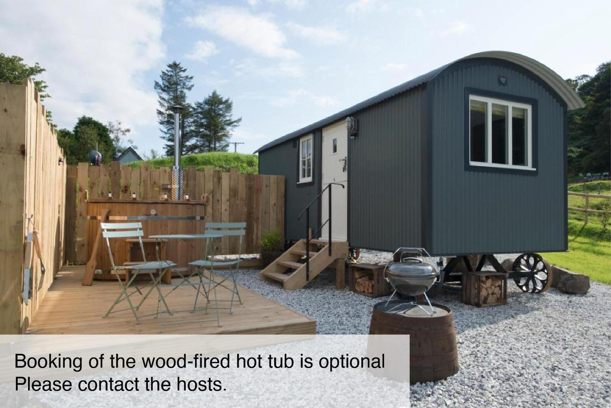 West Coast Hideaways Nedd Exterior foto